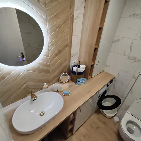 Seafront Luna Apartman *